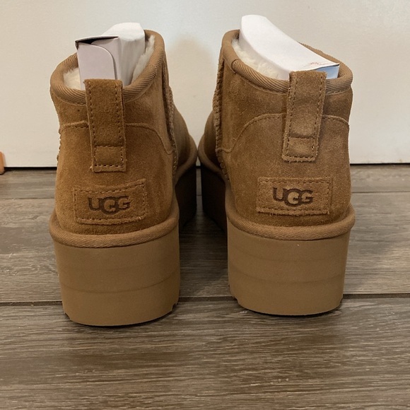 Classic Tan Size 9 Ultra Mini Platform - Picture 3 of 14